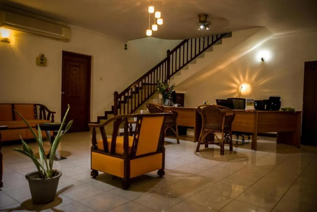 Konukevi Ocean Beauty Hotel Negombo