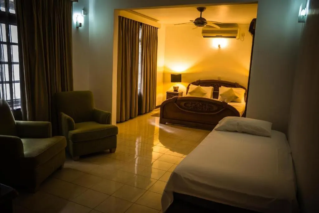 Konukevi Ocean Beauty Hotel Negombo Sri Lanka